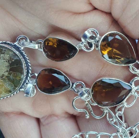 New Ammonite Fossil and Smoky Topaz 925 Silver Necklace. - Picture 13 of 15